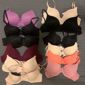 32B Victoria’s Secret bras